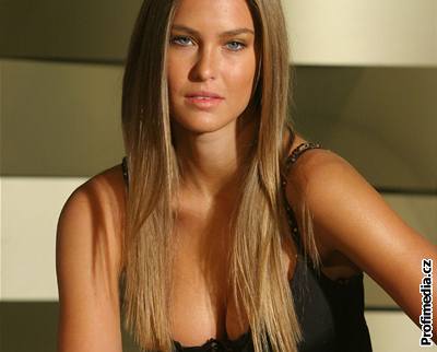 Bar Refaeli